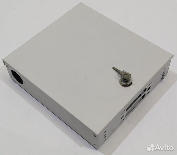 Бокс оптический настенный 24x22x6.5см замок 2 ключ