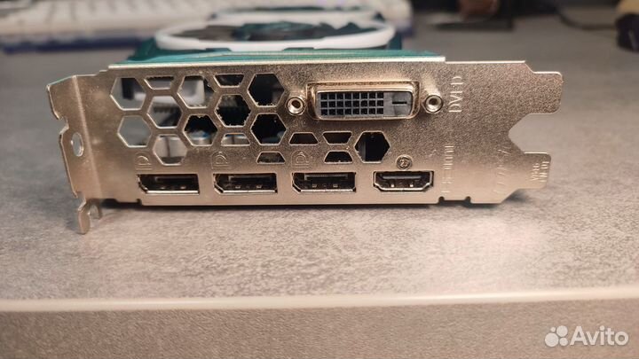 Видеокарта Radeon RX 570 Armor 4G OC