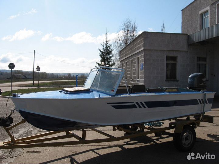Моторная лодка прогресс 4