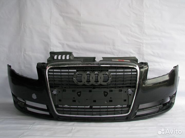 Audi A4 B7 Бампер передний 2005+