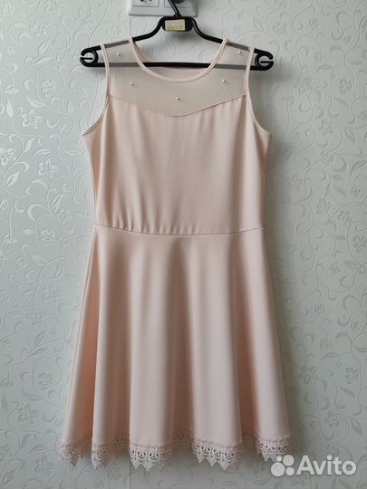 Платье праздничное