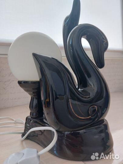 Светильник настольный 