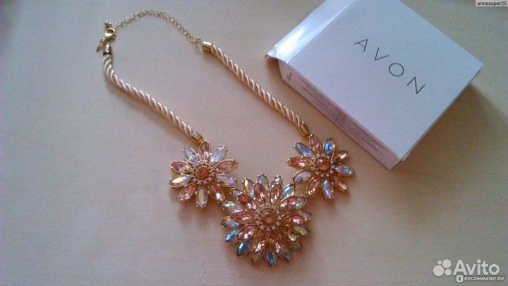 Колье Avon Либби