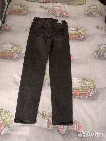 Джинсы на мальчика 152-158 Вайкики