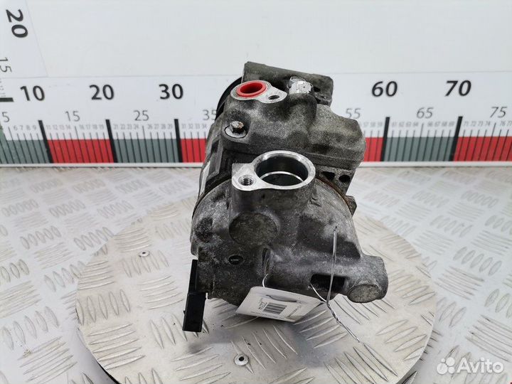 Компрессор кондиционера для Audi A5 8T 8K0260805L
