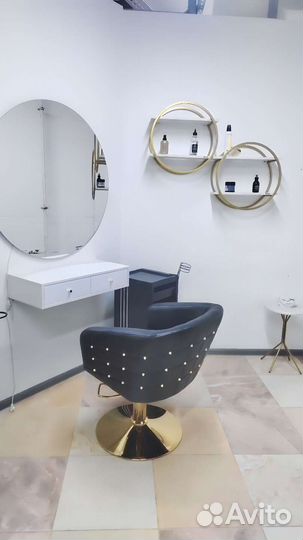Парикмахерское кресло в аренду