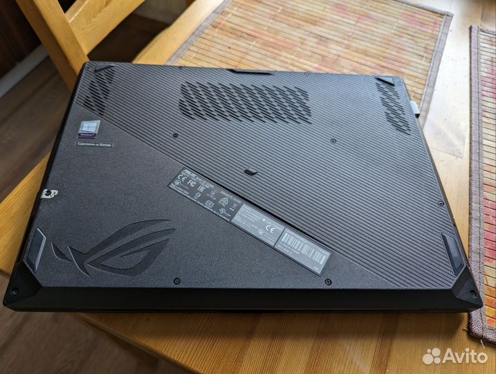 Игровой ноутбук Asus ROG rtx 2070, i7, 32gb, 1tb