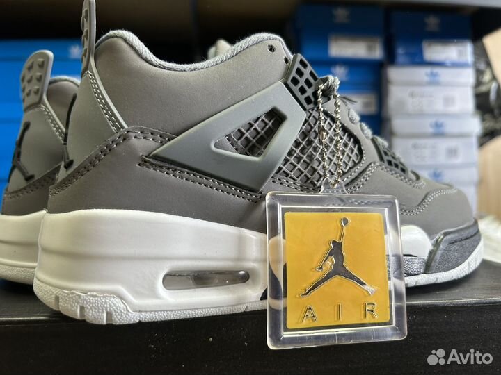 Кроссовки Nike Air Jordan 4 Retro