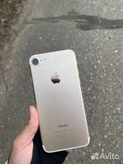 iPhone 7, 32 ГБ
