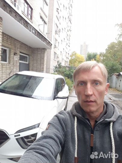 Автоинструктор по обучению вождения автомобиля