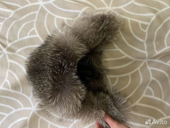 Шапка ушанка из натурального меха чернобурки