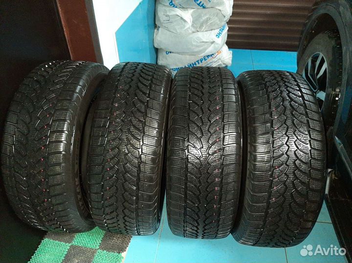 Bridgestone Blizzak LM-80 255/60 R18 112H