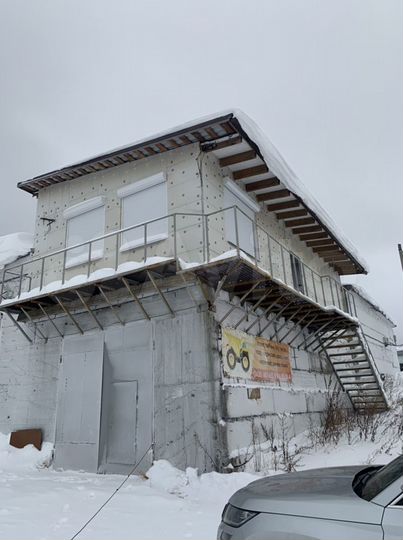 Гараж, > 30 м²