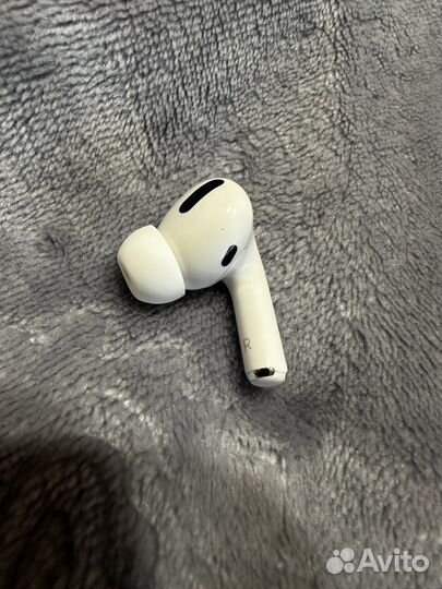 Наушник правый Apple Airpods pro