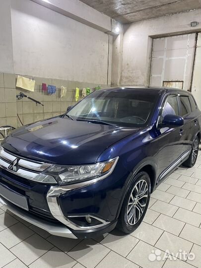 Mitsubishi Outlander 2.4 CVT, 2015, 172 000 км