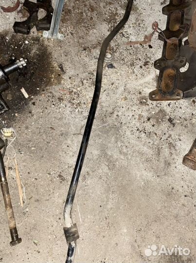 Задний стабилизатор Mercedes W210