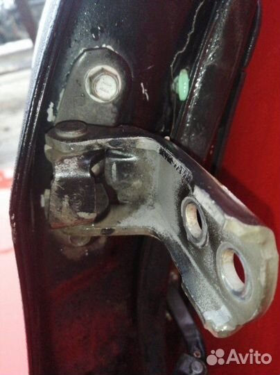 Петля двери передняя правая Toyota Camry XV40