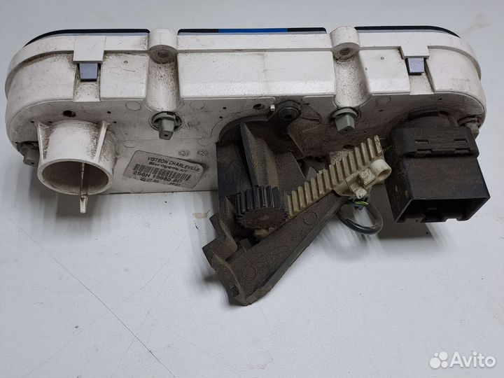 Блок управления отопителем. Форд фиеста