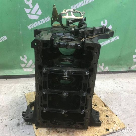 Блок двигателя Опель Вектра Б