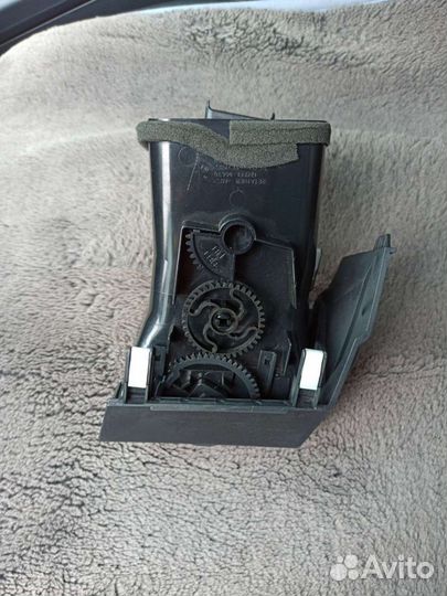 Дефлектор салона Тойота