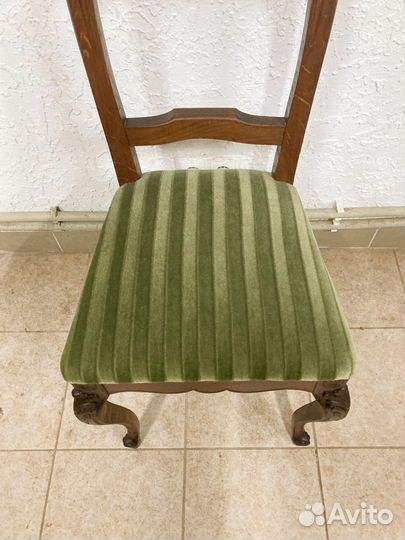 Старинный стул из дуба. Бельгия 60 годы