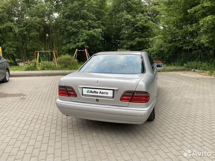 Mercedes-Benz E-класс 2.3 AT, 1996, 292 733 км