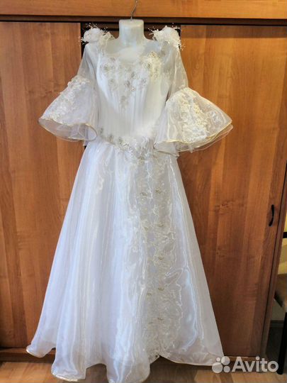 Продам свадебное платье