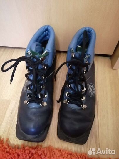 Лыжные ботинки botas