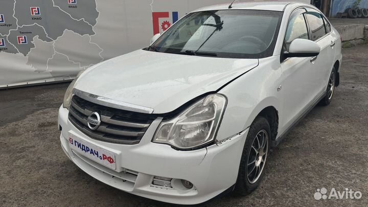 Петля капота правая Nissan Almera (G15) 65400-EW00