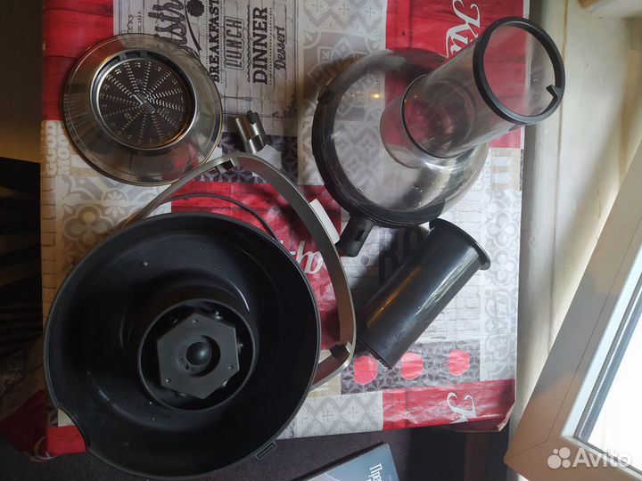 Соковыжималка Philips