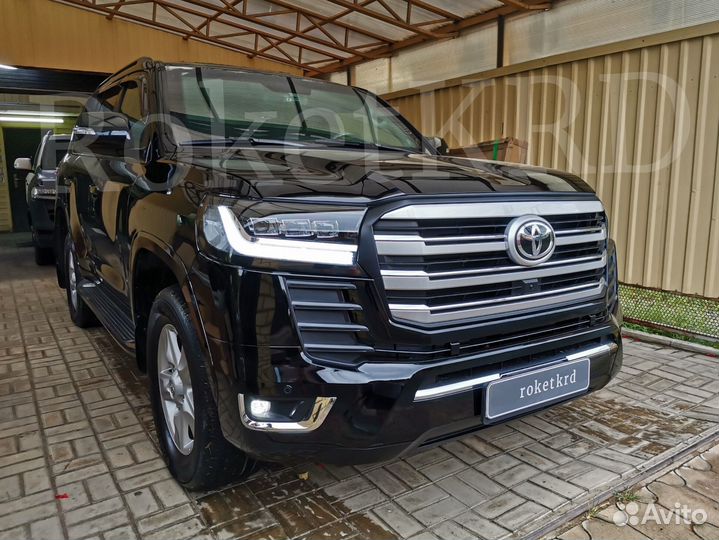 Обвес Toyota Land Cruiser 200 стиль 300 2016+