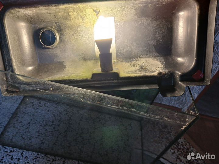 Аквариум с рыбками