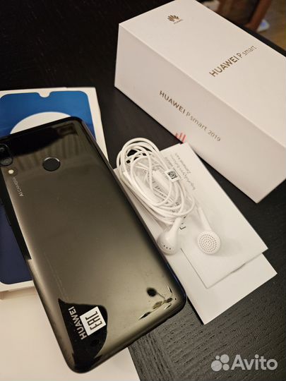 HUAWEI P Smart, 3/32 ГБ