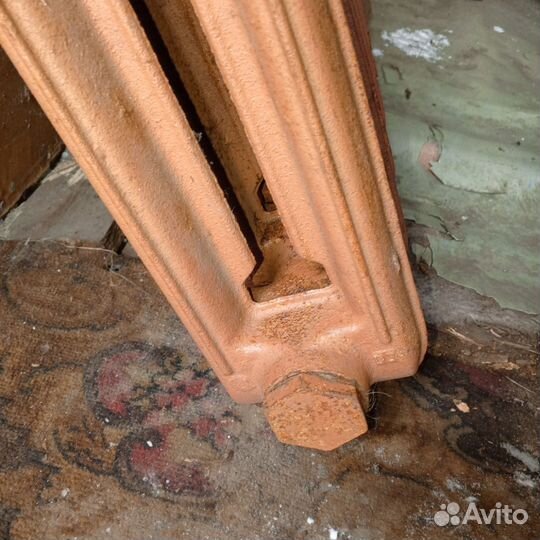 Радиатор отопления чугунный 7 секций