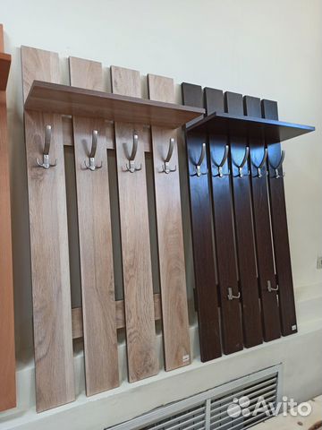 Вешалка настенная для одежды