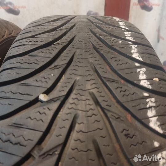 Goodyear UltraGrip 6 195/65 R15