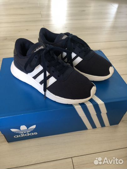 Кроссовки Adidas