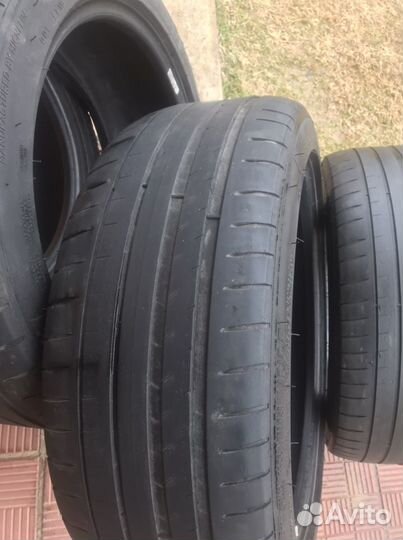 Michelin Pilot Sport 4 215/45 R17 91Y