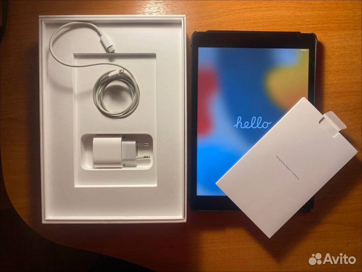 Apple iPad 10.2 (9 поколение)