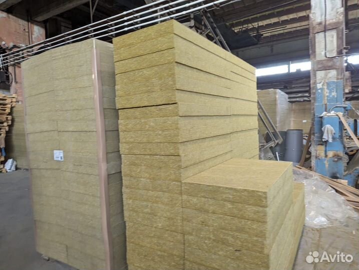 Стеновые сэндвич-панели на минеральной(базальтовой