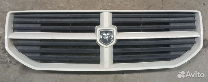 Решетка радиатора dodge caliber