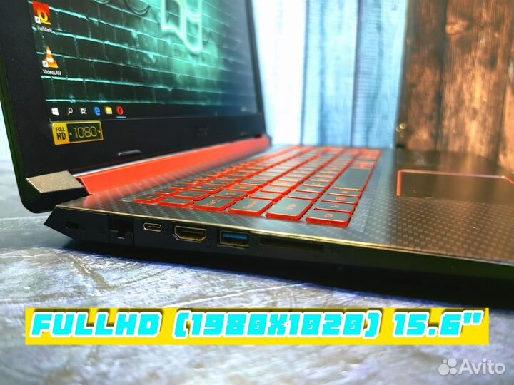 Игровой ноутбук Acer Ryzen 5 / RX 560x 4 Gb