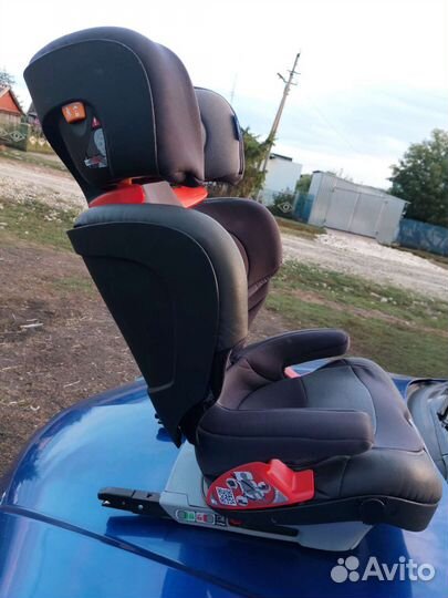 Детское автокресло 15 до 36 кг chicco