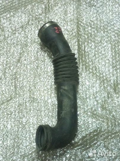 Патрубок дроссельной заслонки Форд Фьюжн Фиеста 5