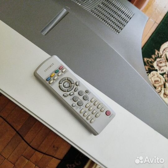Телевизор большой Samsung