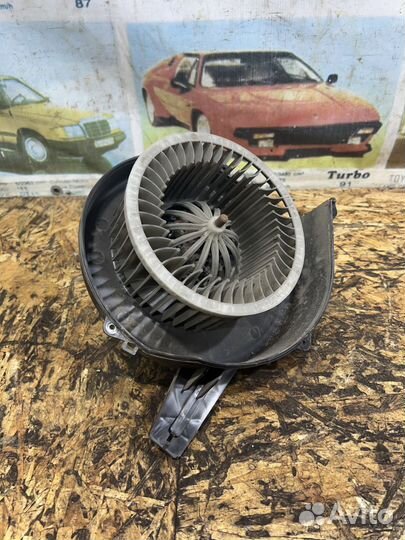 Моторчик печки Шкода Рапид NH3