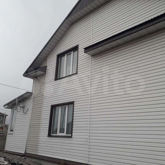 Коттедж 238 м² на участке 15 сот.