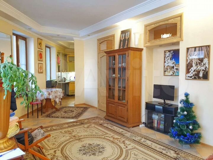 3-к. квартира, 56 м², 1/2 эт.