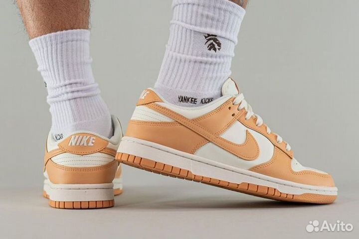 Nike SB Dunk Low Harvest Moon