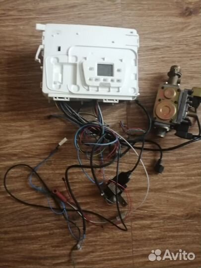 Блок управления и газовый клапан для котла Бакси